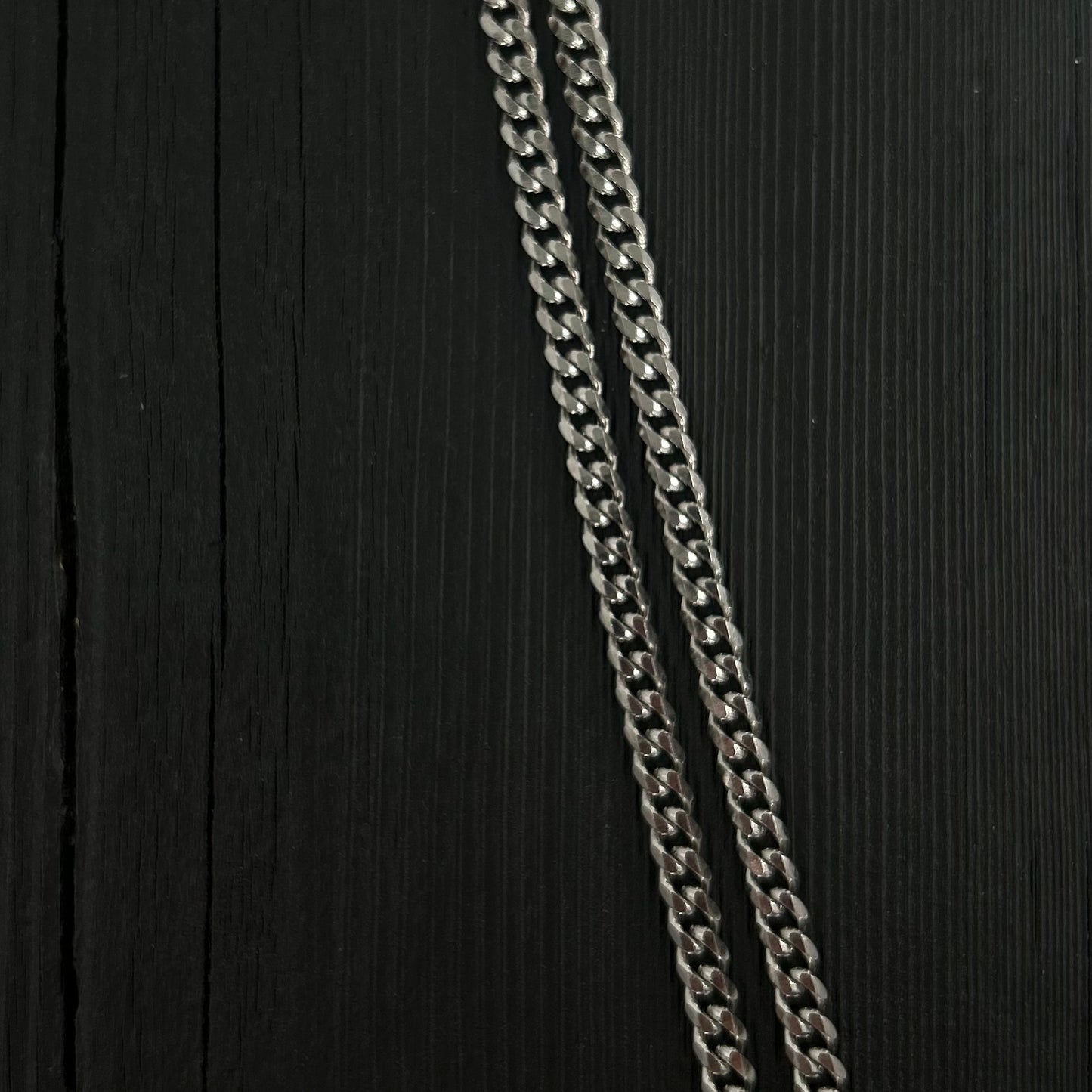 7mm Curb Chain Necklace in Stainless Steel